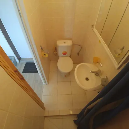 公寓式酒店 Kv Apartmans Varsavska 卡罗维发利