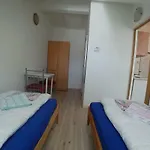 Kv Apartmans Varsavska Apartmanhotel 3*