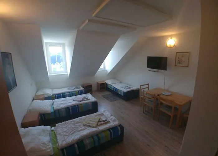 Kv Apartmans Varšavská Aparthotel